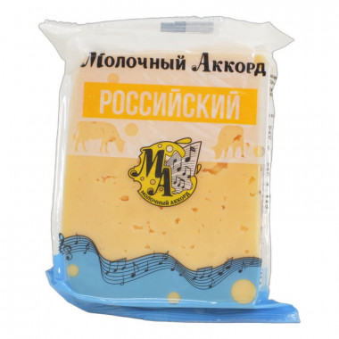 Сыр Молочный Аккорд Российский 50% 200г