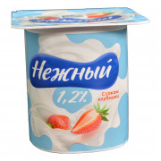 Продукт йогуртный Кампина нежный с соком клубники 1,2% 100г